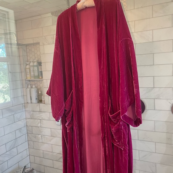 STUNNING SILK VELVET HANDMADE FITS KIMONO ROBE or DUSTER (unlined) FITS 6-10 US - Picture 11 of 12